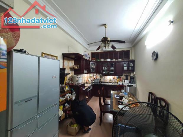 Bán nhà mặt ngõ lớn Khuất Duy Tiến, giá 15 tỷ hơn - 4