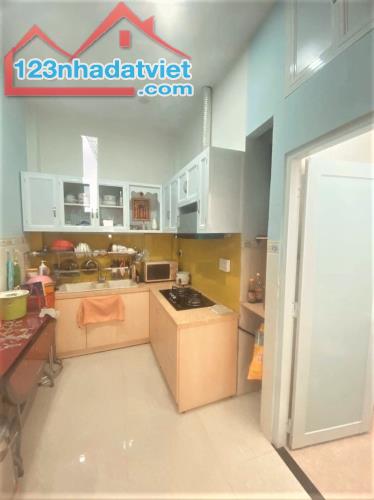 HIẾM !!! 7 TỶ X TL - NHÀ MỚI QUẬN 3 - HẺM THÔNG LÊ VĂN SỸ - DT 4.8*10M - 3 LẦU 4PN TẶNG NT - 3