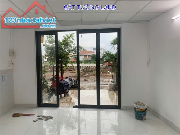 Bán nhà Mặt Tiền Kênh Tham Lương, gần Emart Phan Huy Ích. Chỉ 4.5 tỷ - 2