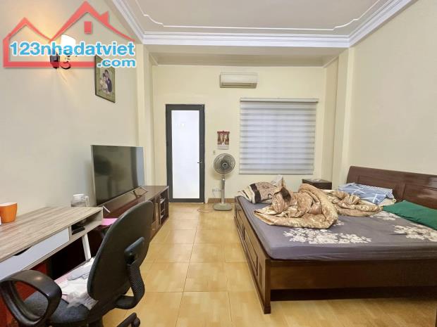 BÁN NHÀ PHỐ VỌNG – HAI BÀ TRƯNG, PHÂN LÔ CỰC ĐẸP, ĐƯỜNG Ô TÔ THÔNG, 4 TẦNG DIỆN TÍCH RỘNG. - 1