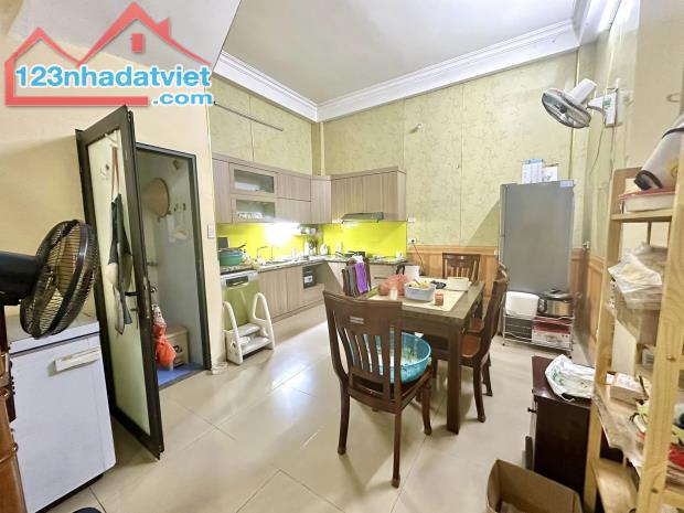 BÁN NHÀ PHỐ VỌNG – HAI BÀ TRƯNG, PHÂN LÔ CỰC ĐẸP, ĐƯỜNG Ô TÔ THÔNG, 4 TẦNG DIỆN TÍCH RỘNG. - 4