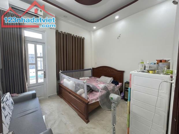 Siêu Phẩm nhà ngay chợ Bình Thành hẻm 6m tương lai thông 56m2,4Tầng Nhỉnh 5tỷ - 2