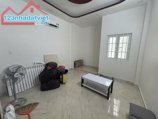 Siêu Phẩm nhà ngay chợ Bình Thành hẻm 6m tương lai thông 56m2,4Tầng Nhỉnh 5tỷ - 3