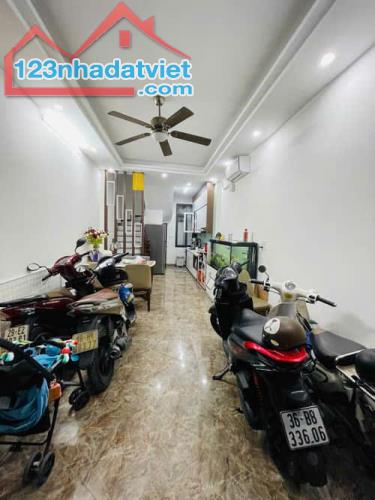 Cần Tiền Bán Gấp! Nhà Khương Đình - Thanh Xuân, DT35m2, 6Tầng, Nhà Đẹp, Giá Thương Lượng - 2