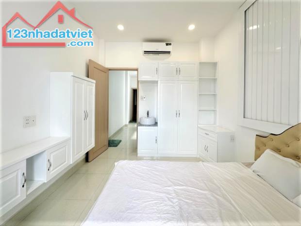13 TỶ TL - NHÀ 5 TẦNG QUẬN NHẤT - HẺM XE 7C SÁT MẶT TIỀN ĐƯỜNG - THIẾT KẾ TÂN CỔ ĐIỂN - 5