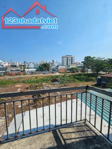 BÁN NHÀ MẶT TIỀN ĐƯỜNG SỐ LÂM VĂN BỀN - 3 TẦNG - NGANG 5M NỞ HẬU TÀI LỘC, P. BÌNH THUẬN - 5