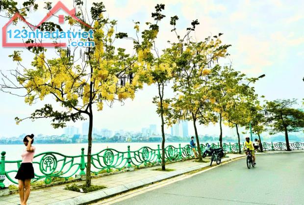 SIÊU HIẾM MẶT HỒ TÂY GIÁ 32 TỶ