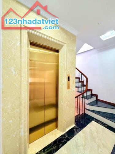 Nha dẹp tai khi cầu giấy co thang máy đẹp long lanh - 1