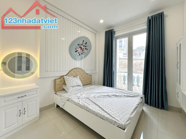 GẤP BÁN NHÀ 5 TẦNG, HẺM Ô TÔ GẦN MT - TRẦN KHẮC CHÂN - QUẬN 1 - NHỈNH 13 TỶ - 2