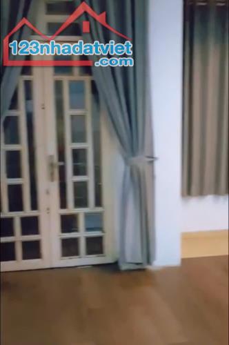 Nhà cho thuê chính chủ đối diện chợ Hoà Hưng. - 4