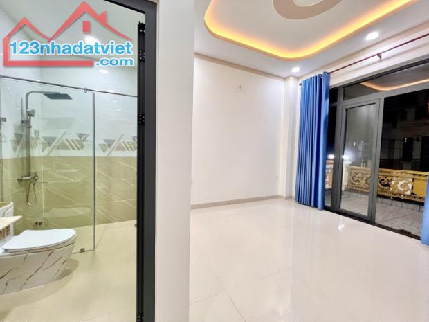 Bán nhà ĐẸP 1 Trệt 2 Lầu Dĩ An,đường nhựa 10m, full nội thất,gần TTYT - 3