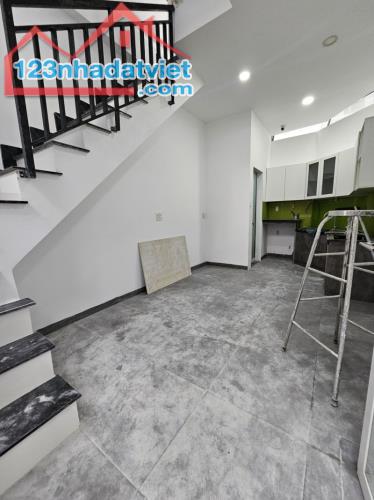 Bán nhà Lô góc hẻm xe hơi 4m Quang Trung 23m2 – Giá 3,48 Tỷ tl.