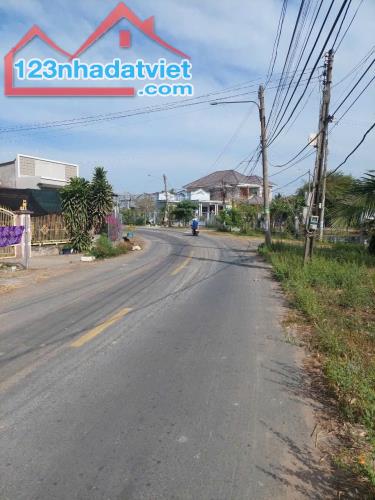 Bán lô đất 496 m² mặt tiền đường Phan Đăng Lưu, xã An Ngãi, huyện Long Đất - 1