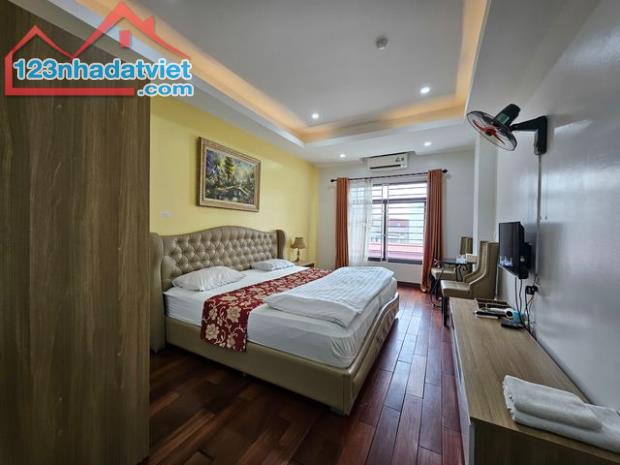 Bán khách sạn Đàm Quang Trung Long biên 121m 7t mt 7m giá 28 tỷ doanh thu 1 tỷ/năm - 4