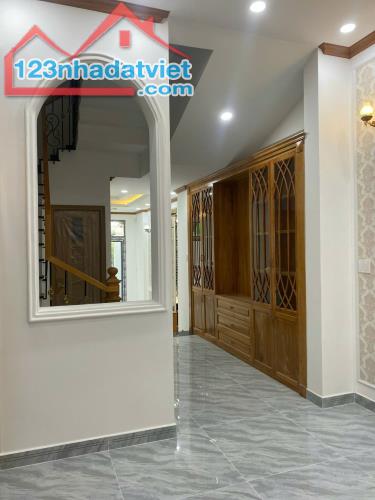 Nhà HXH 6m 1 Sẹc Nguyễn Súy - Tân Phú - 5 Tầng - 4 x 16m - 8.4 Tỷ