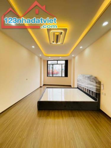 ĐỐNG ĐA  DIỆN TÍCH 35m2 - 60m RA PHỐ TÔN ĐỨC THẮNG.