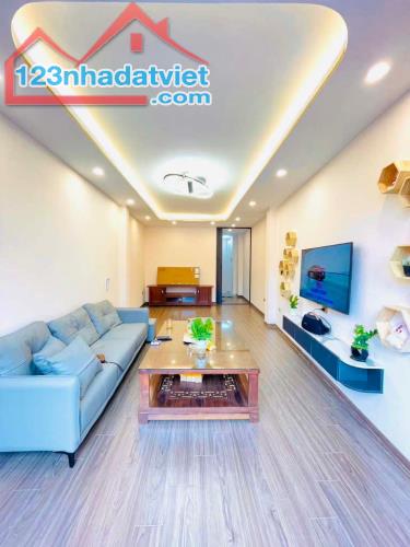 ĐỐNG ĐA  DIỆN TÍCH 35m2 - 60m RA PHỐ TÔN ĐỨC THẮNG. - 2