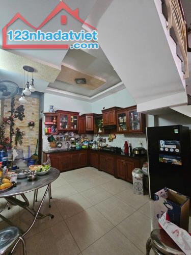 BÁN NHÀ HƯƠNG LỘ 2 BÌNH TÂN - HẺM XE TẢI THÔNG - 4 TẦNG MỚI ĐẸP - 64M2 CHỈ HƠN 6 TỶ   -. - 3