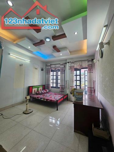BÁN NHÀ HƯƠNG LỘ 2 BÌNH TÂN - HẺM XE TẢI THÔNG - 4 TẦNG MỚI ĐẸP - 64M2 CHỈ HƠN 6 TỶ   -. - 4
