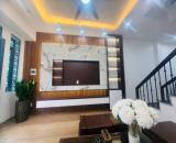 Bán nhà 3 tầng các phòng đều có cửa sổ rất thông thoáng ngõ phố nguyễn thị duệ, tphd