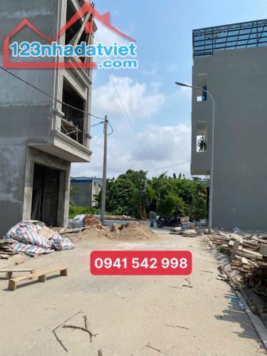 Bán lô đất 59m2 Đấu giá Đồng Tâm, Đồng Hòa đường nhựa 6m, vỉa hè 2 bên giá 1.79 tỉ
