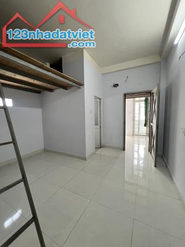 Bán CHDV 5 Tầng–BHH– Gần Aeon Tân Phú- Hẻm xe hơi– 25tr/tháng– Chỉ 7,9 tỷ TL - 3