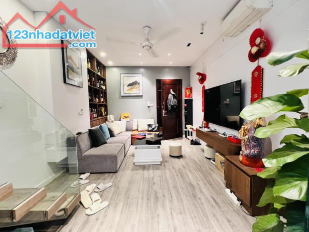 SIÊU HIẾM-Nhà Ngõ 316 Đê La Thành (Xã Đàn, Khâm Thiên) 54m/ 7T Thang máy 16.8 Tỷ