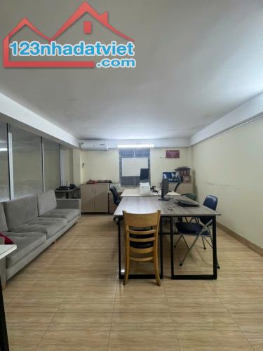 # Nhà Mặt Tiền KD gần Tiểu La Chợ Hoà Cường, 3 mặt thoáng, 70m2, 2.5 tầng, 6 tỷ - 3