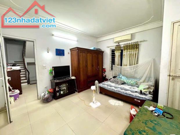 Bán nhà 5 tầng Võng Thị - Diện tích 50m2 - Hai mặt thoáng - Đường ô tô tránh 16 TỶ - 2