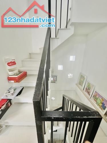 Bán nhà Thành Thái, Q.10, Hẻm Khủng 5m, 8x  tỷ - 2
