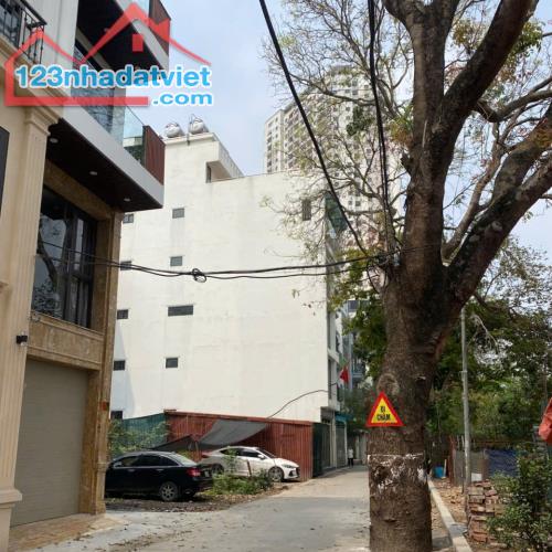 BÁN ĐẤT, LÔ GÓC, Ô TÔ, TƯƠNG LAI TĂNG GIÁ KHỦNG 138M2, MT7M, GIÁ 17.9 (CTL)