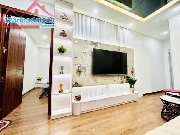 CẦN BÁN CĂN HỘ TẬP THỂ MẶT PHỐ THI SÁCH - TRẦN XUÂN SOẠN, HBT, 65M2, FULL NỘI THẤT - VỀ Ơ - 1