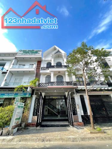 BÁN NHÀ 1 TRỆT 2 LẦU ĐƯỜNG SỐ 1 KDC NAM LONG (8C) CẦN THƠ