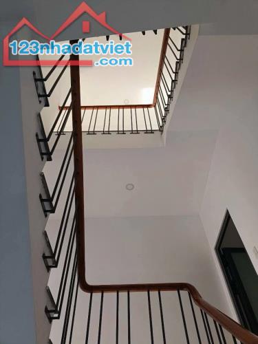 Giảm giá bán gấp Nhà đẹp đường Ngô Quyền, Đà Lạt giá 5.2 tỷ chỉ còn 4.6 tỷ - 1