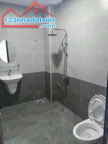 Giảm giá bán gấp Nhà đẹp đường Ngô Quyền, Đà Lạt giá 5.2 tỷ chỉ còn 4.6 tỷ - 4