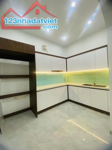 SIÊU PHẨM ĐƯỜNG LÁNG - GIÁP RANH CẦU GIẤY - VỊ TRÍ CỰC HIẾM 79M CHỈ 15.8 TỶ - 1