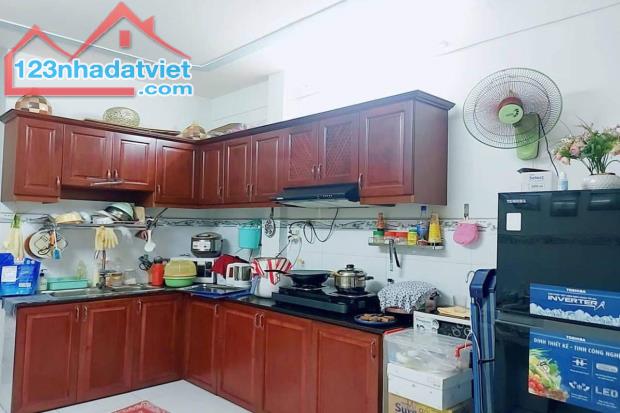 Bán nhà hẻm xe hơi, Cống Lở, Tân Bình, 51 m² (3.3m x 16m), 2 tầng - Giá 5.3 tỷ TL - 1