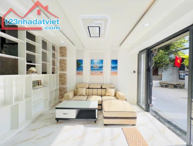 NHÀ 2 MẶT TIỀN, HẺM XE HƠI DƯƠNG CÁT LỢI, 3 TẦNG, 6.95 TỶ