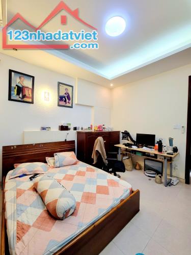Nhà đẹp mới xây 5PN, Ngay Phạm Văn Đồng, sát Bình Thạnh – Chỉ 6 tỷ hơn - 2