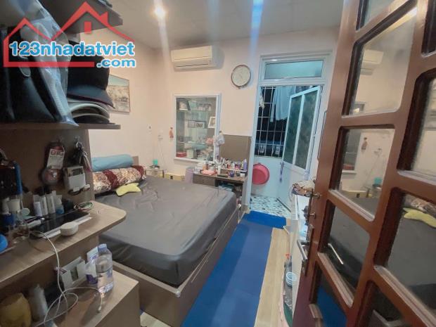 Hot nhà 2 tầng tại Trại Chuối, Thượng Lý, Hồng Bàng, Hải Phòng giá chỉ 2,2 tỷ - 1