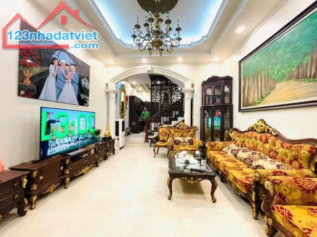 Bán nhà Kim Mã Thượng, Ba Đình, ngõ rộng, 2 ô tô tránh nhau, vài bước ra phố. Giá 16 tỷ - 1