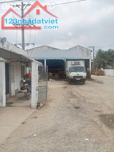 Cho thuê kho xưởng mặt tiền quốc lộ 57B xã lộc Thuận, huyện Bình Đại, Tỉnh Bến Tre - 2