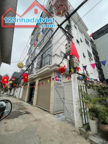 NHÀ ĐẸP KIM CHUNG – LÔ GÓC – Ô TÔ TRÁNH – GẦN KĐT HINODE – 33M2 X 5T – NHỈNH 6 TỶ.