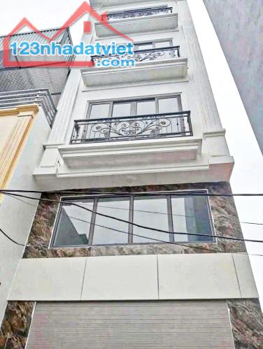 Bán Nhà Lạc Long Quân - Trịnh Công Sơn- Tây Hồ- Gần Lotte Mall, Ở Ngay, Thoáng, 48m, 9 Tỷ