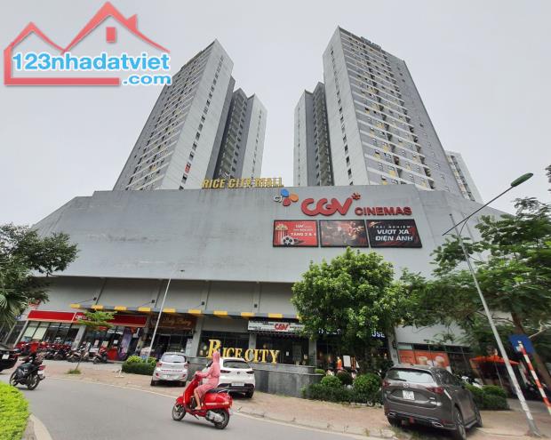 Bán căn hộ tòa Trung Rice City Linh Đàm thiết kế 2PN2WC căn góc
