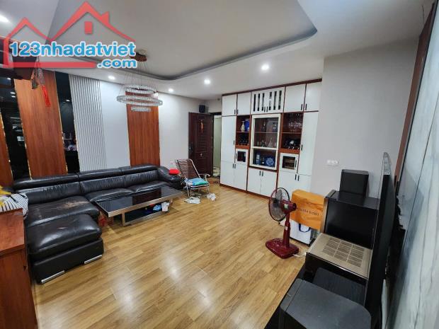 Bán căn hộ tòa Trung Rice City Linh Đàm thiết kế 2PN2WC căn góc - 1