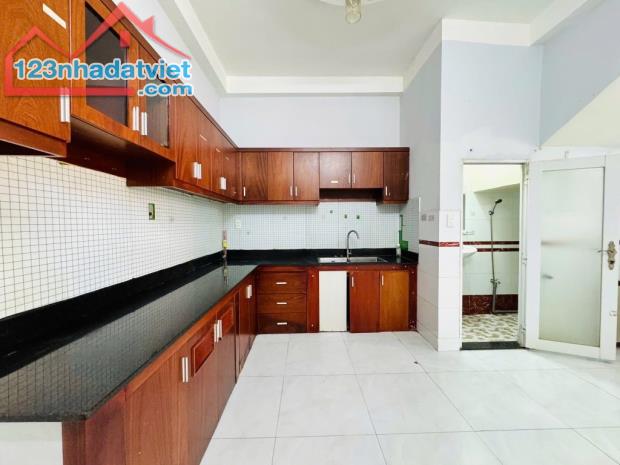 BÁN NHÀ PHẠM VĂN CHIÊU, GẦN CHỢ THẠCH ĐÀ ( 4 x 12 ) ĐƯỜNG 5m THÔNG 👉 CHỈ 5,5 Tỷ . GÒ VẤP - 1