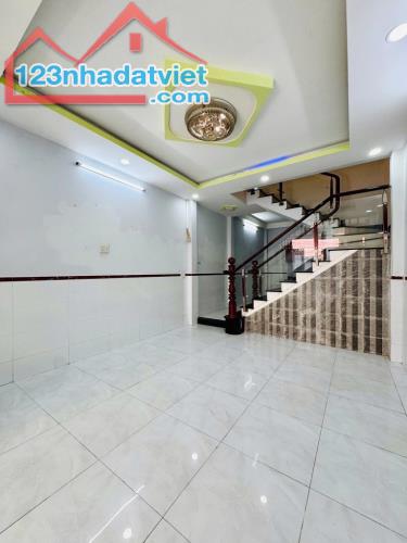 BÁN NHÀ PHẠM VĂN CHIÊU, GẦN CHỢ THẠCH ĐÀ ( 4 x 12 ) ĐƯỜNG 5m THÔNG 👉 CHỈ 5,5 Tỷ . GÒ VẤP - 2