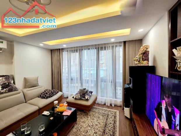 BÁN NHÀ PHÂN LÔ LẠC TRUNG- KIM NGƯU, ĐƯỜNG 2 Ô TÔ TRÁNH, MẶT TIỀN 5.4M, 70M2, 22.3 TỶ - 4