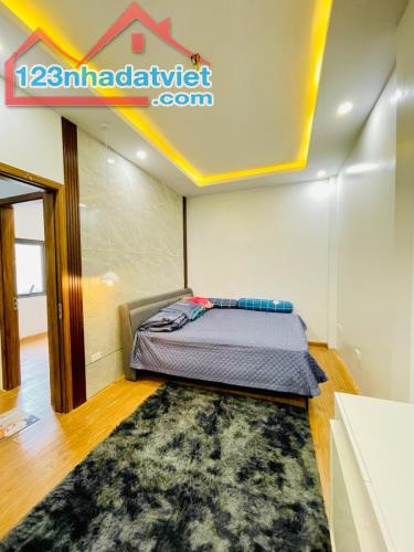 CĂN DUY NHẤT 3 TẦNG 38M2,NGÕ Ô TÔ ,THOÁNG 2 MẶT-TRUNG TÂM HAI BÀ TRƯNG SỔ ĐẸP GIÁ CHỈ 4.1 - 3